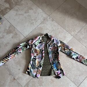 NEW Billabong Wetsuit Jacket without tags. 1mm zip up Recycler series. Size 6
